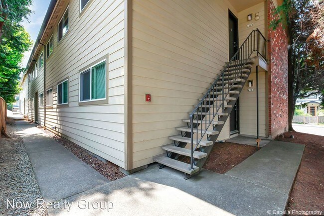 Foto del edificio - 4204 SE Cesar E Chavez Blvd