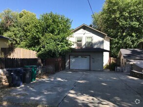 Building Photo - 5551-5555 Robles Ave