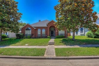 Building Photo - 2627 Bordeaux Dr