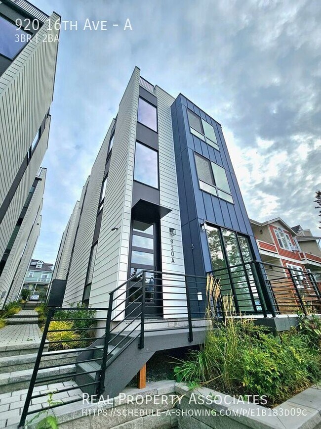 Photo - 920 16th Ave Townhome