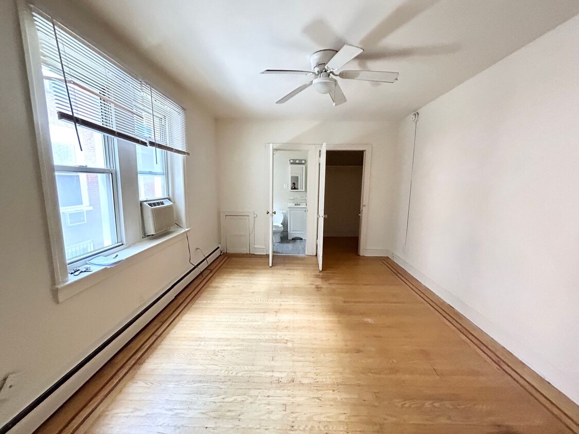 Primary Photo - Spacious Washington Square Apartment