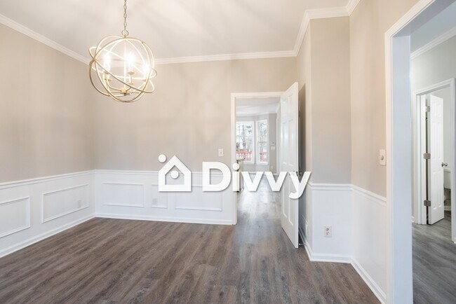 Building Photo - 1624 Brentwood Crossing SE
