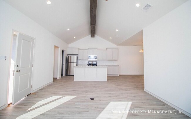 Building Photo - 2405 Quitman Ave