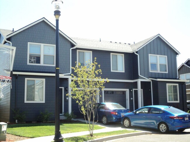 Foto del edificio - Woodridge - 2617A &amp; B