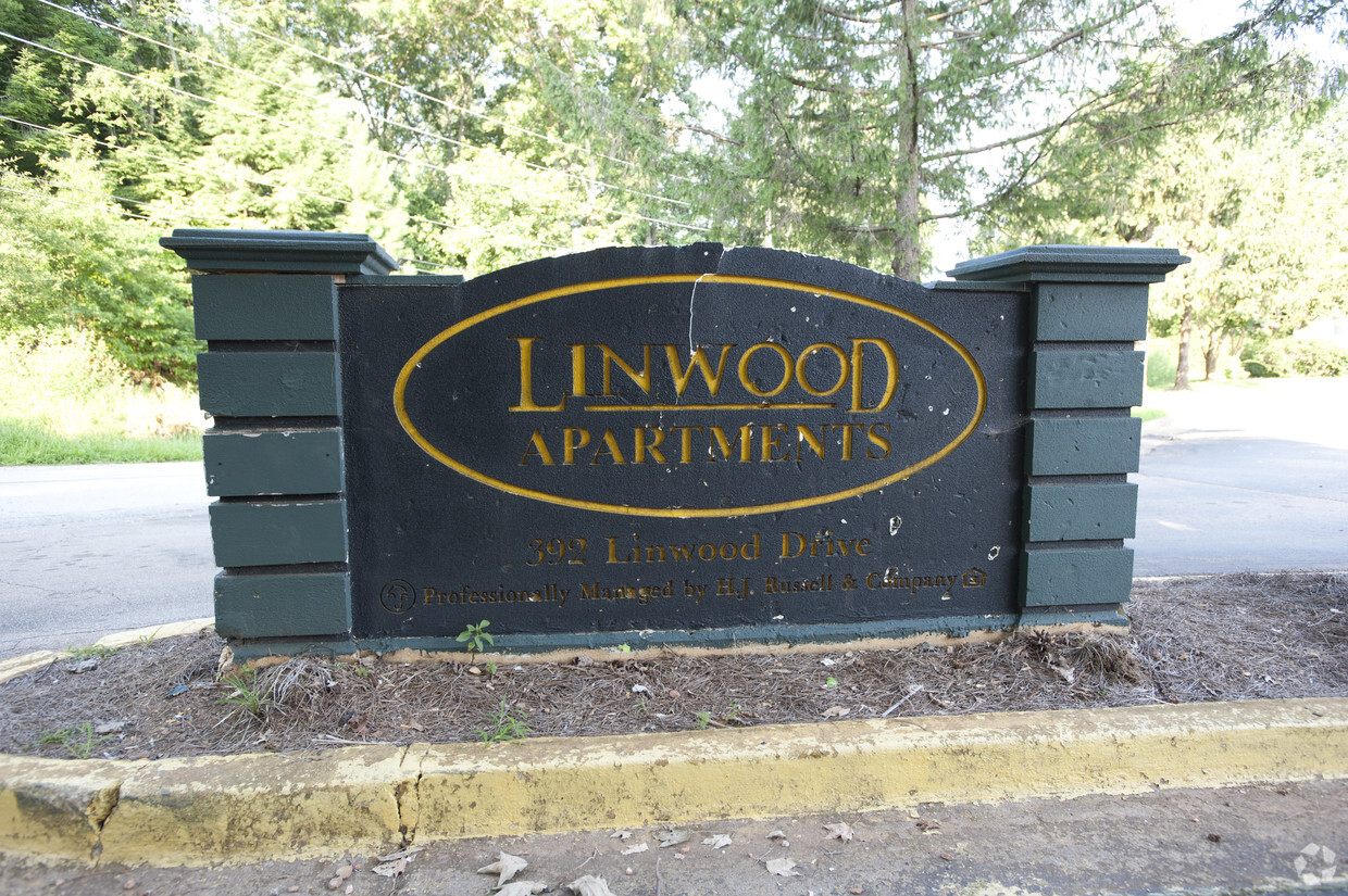 Letreros - Linwood Apartments