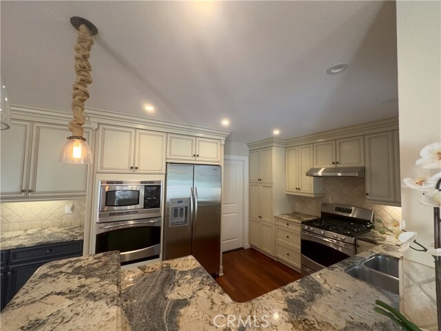 Building Photo - 28836 Aloma Ave