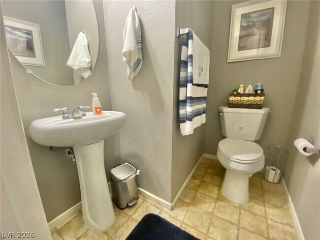 Foto del edificio - 3197 Jevonda Ave