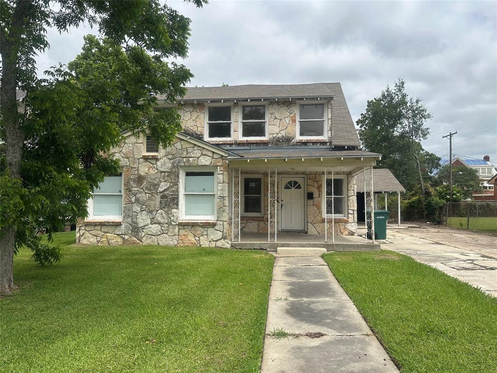 Foto principal - 2372 Hazel Ave