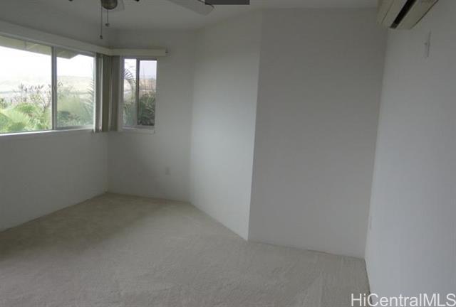 Foto del edificio - 1294 Moanalualani Ct