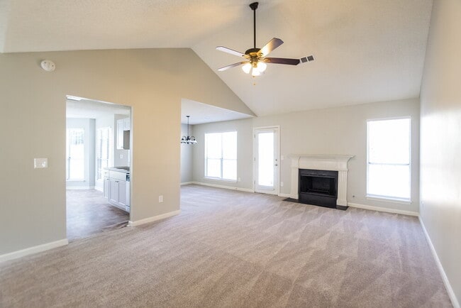 Foto del edificio - 2158 Denson Ln S W