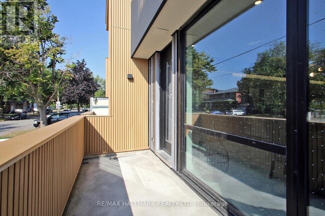 Building Photo - 6 Owen Dr