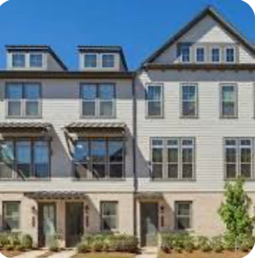 Beautiful Townhome in Awesome Vinings Loca... Townhome Rentals in