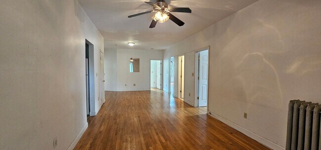 Building Photo - Great Value - Spacious Green Line 4bd/2bath w/ Heat/HW Included- Avail Now!
