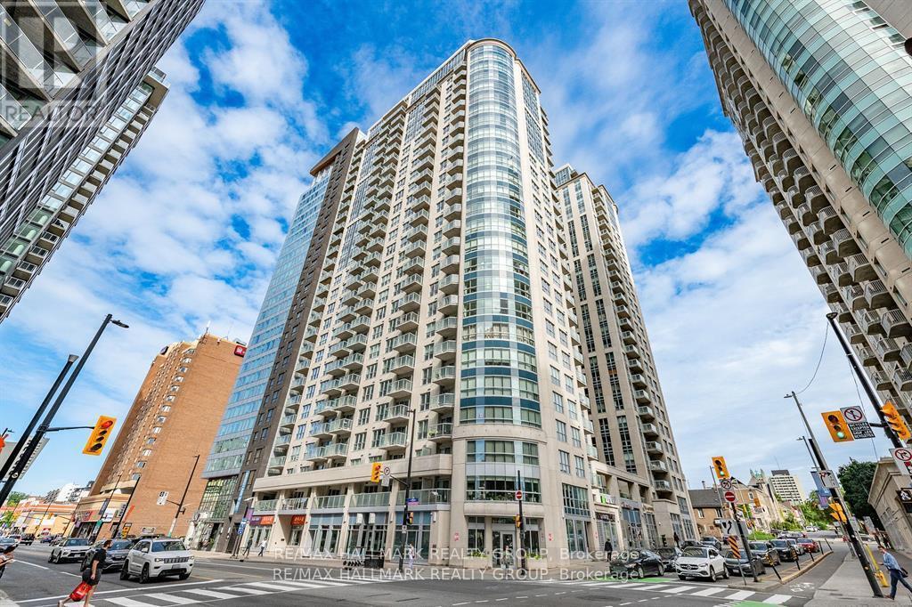 Primary Photo - 242-PH1-2242 Rideau St