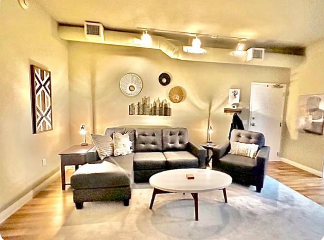 Building Photo - 1001 O St Building Photo - 1001 O St