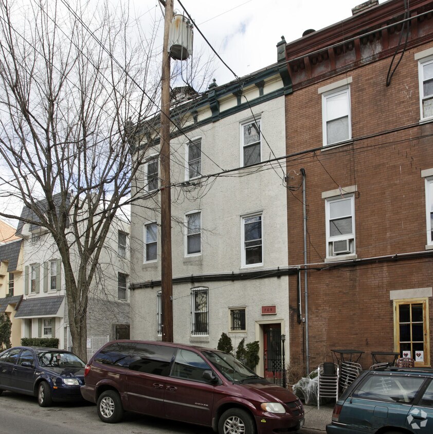 Foto del edificio - 709 N 24th St