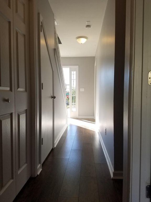 Foto del edificio - 100 Westlook Dr