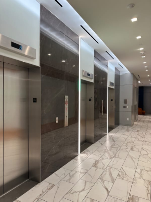 Building Photo - 1211 Van St SE