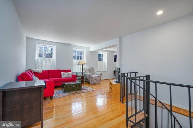 Foto del edificio - 3630 39th St NW