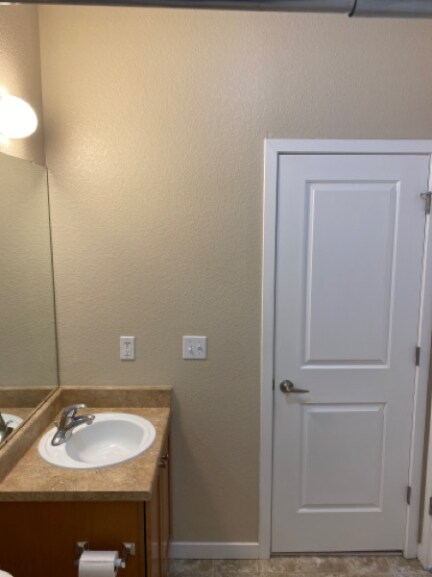 Foto del edificio - Beautiful 2BD/2BA Condo with Garage in Par...