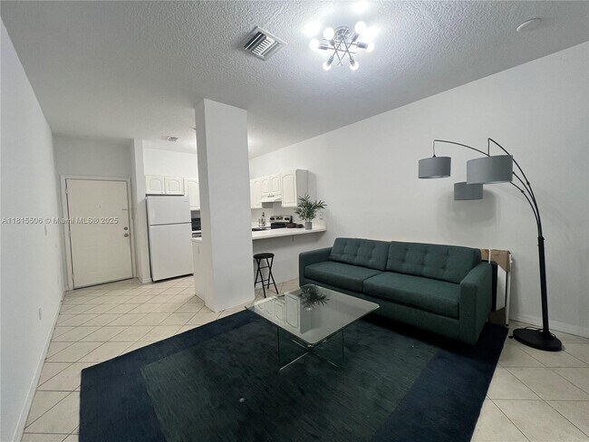 Foto del edificio - 2734 Bird Ave