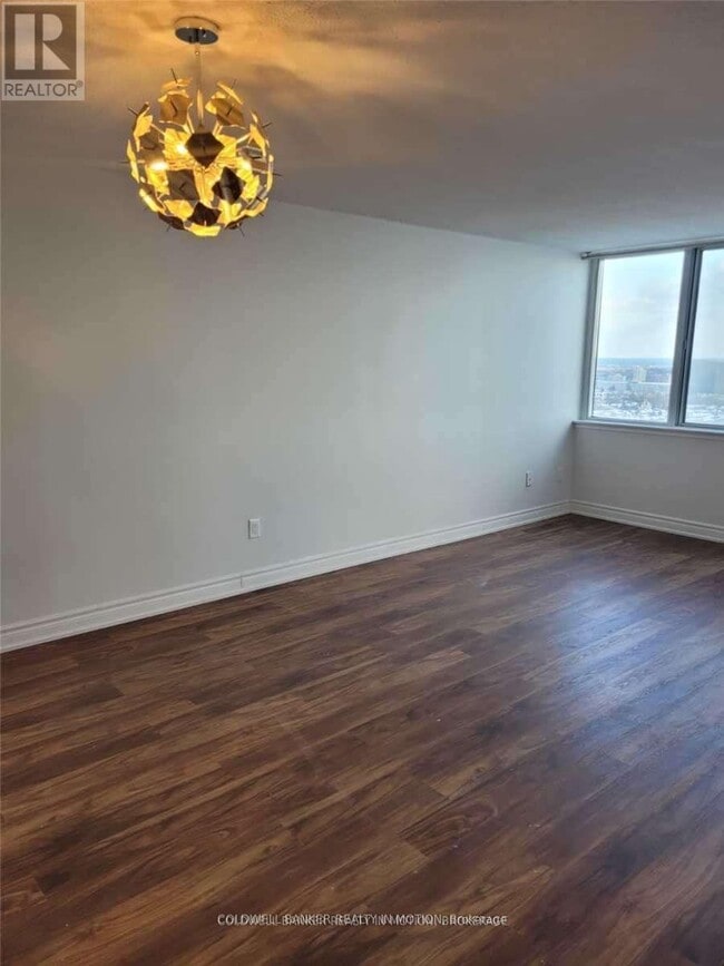 Building Photo - 350 Webb Dr