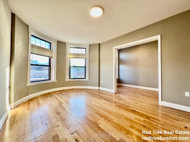 Foto del edificio - 1914 Beacon St