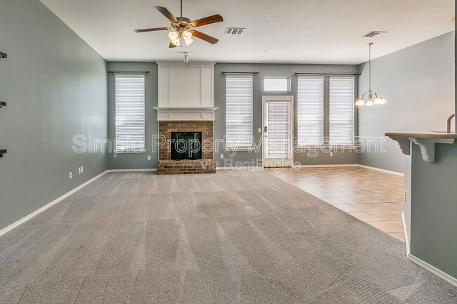 Building Photo - 18020 Cerrado Cir