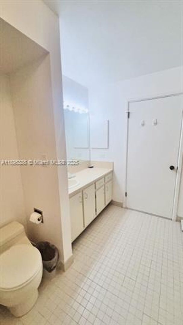 Foto del edificio - 170 Ocean Ln Dr