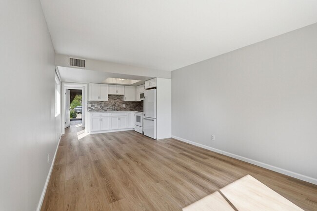 Foto del edificio - 27735 Mountain Meadow Rd