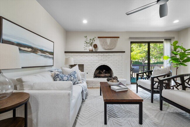 Foto del edificio - 102 Vineyard Cir