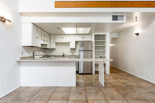 Foto del edificio - 1487 Woodside Ave