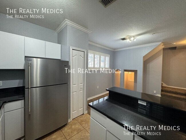 Foto del edificio - 1967 Legacy Cove Dr