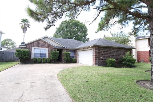 Building Photo - 10811 Burkes Garden Dr