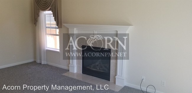 Building Photo - 3 br, 2 bath House - 549 Naismith Boulevard