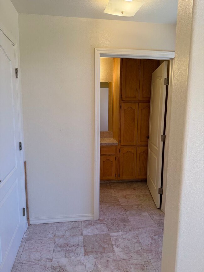 Foto del edificio - 38908 Millwood Dr