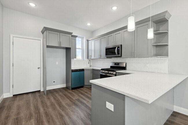 Foto del edificio - 96 Greylock Ave