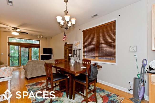 Foto del edificio - 1526 N Hudson Ave