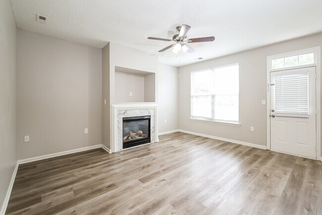 Foto del edificio - 6820 Ayrshire Glen Pl