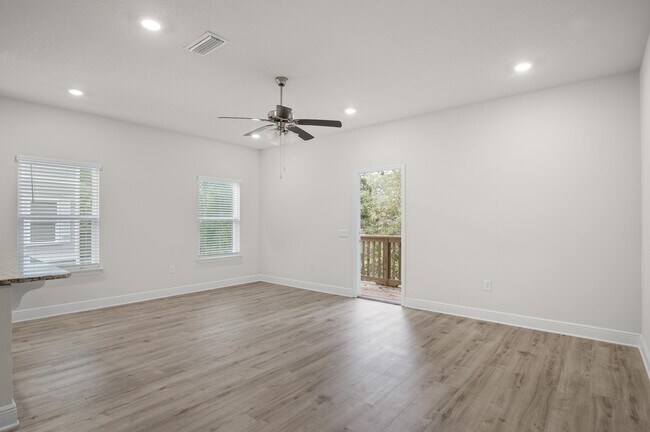 Foto del edificio - 34 Sandhill Pines Dr