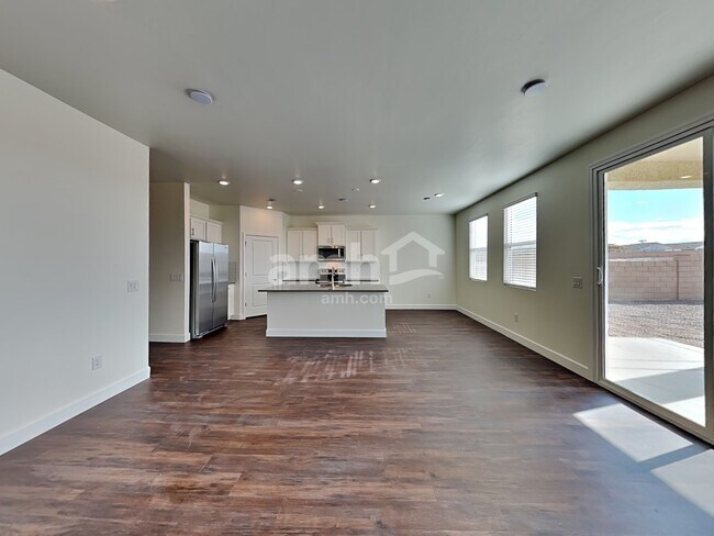 Foto del edificio - 7508 S Via Bombachas