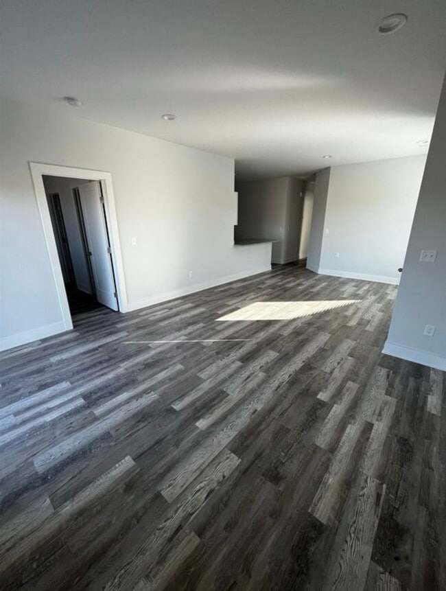 Foto del edificio - 5480 N Colburn Ct