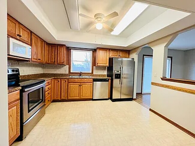 Foto del edificio - 5819 127th Ave Cir
