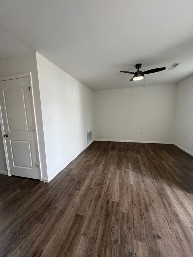 5 S Center St Unit 5, Sullivan, MO 63080 Condo for Rent in Sullivan