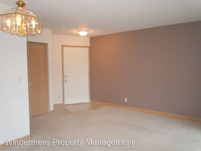 Building Photo - 2 br, 1 bath House - 4234 Wintergreen Circ...