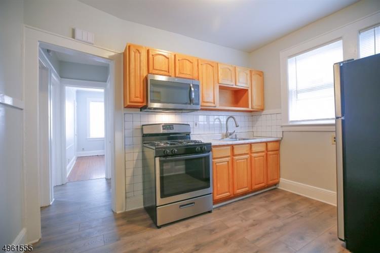 Foto principal - 1329 Alina St