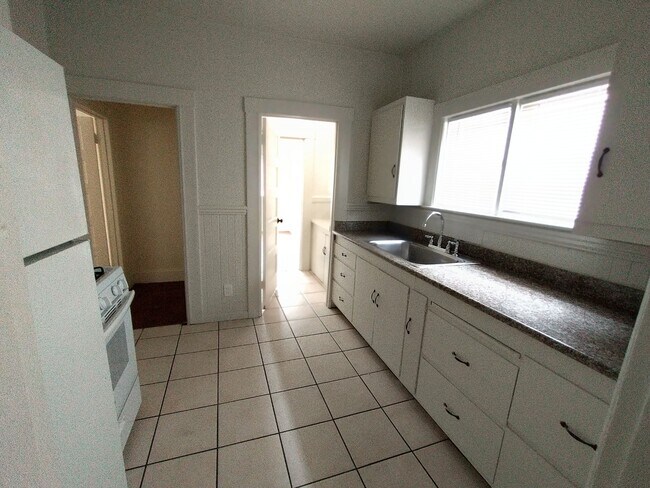 Foto del edificio - 852 34th St