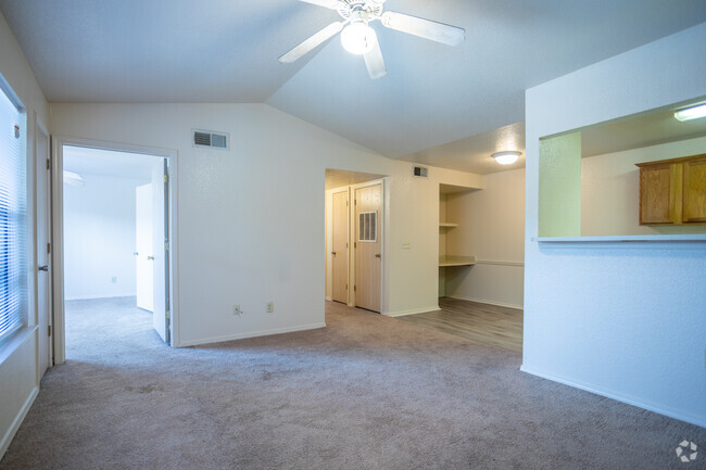 2BR,2BA 912 SqFt - Z - Chapel Ridge