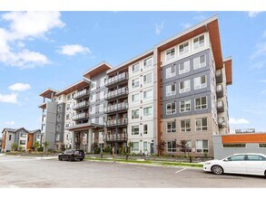 Building Photo - 30490 Cardinal Ave