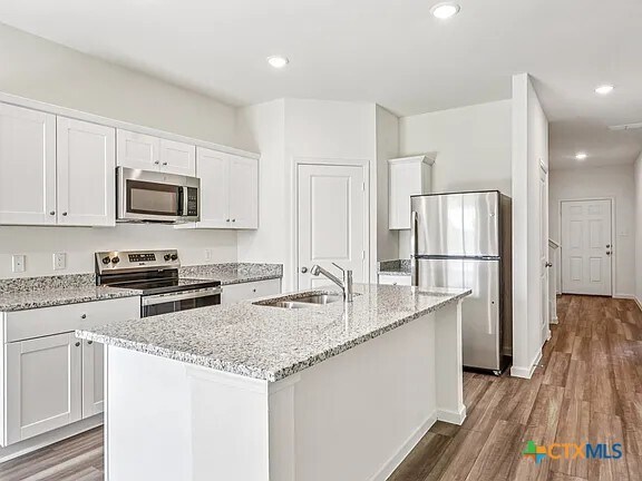 Building Photo - 152 Mullen